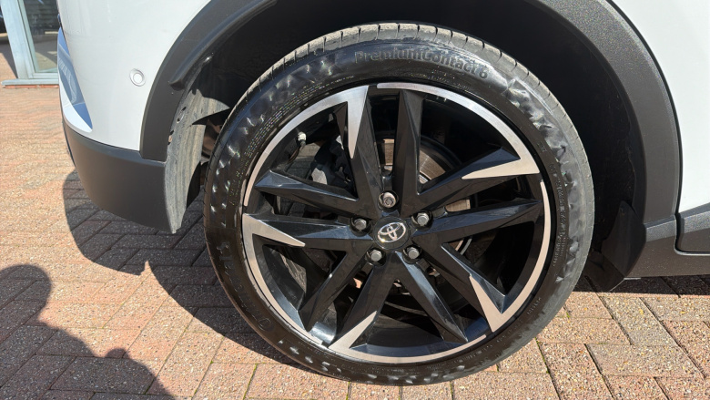 Toyota C-HR 2.0 Hybrid GR Sport 5dr CVT Hybrid Hatchback
